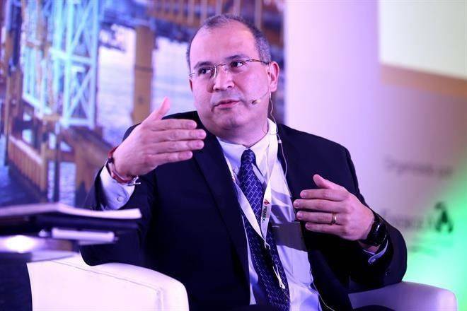 Van por Carlos Treviño, ex director de Pemex