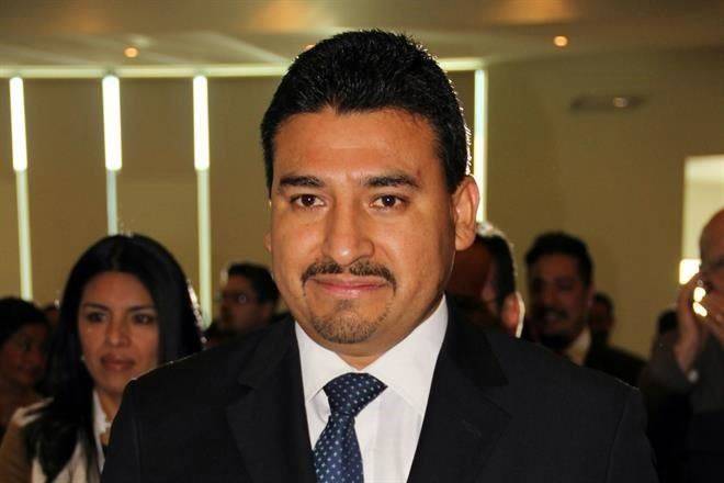 Indaga Federación a Fiscal de Guanajuato