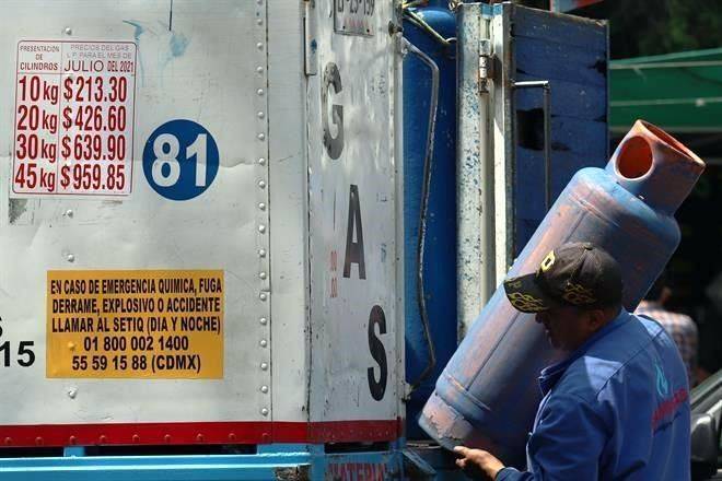 Acusa Profeco dominio violento en venta de gas LP