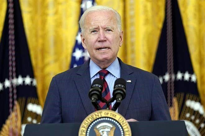 Gobernador de NY debería renunciar.-Biden