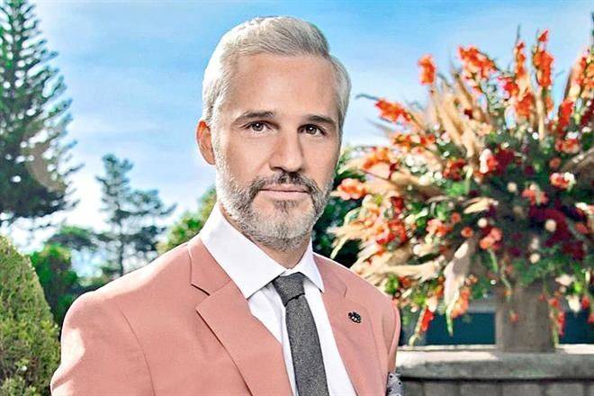 Cuida familia al actor Juan Pablo Medina tras amputación