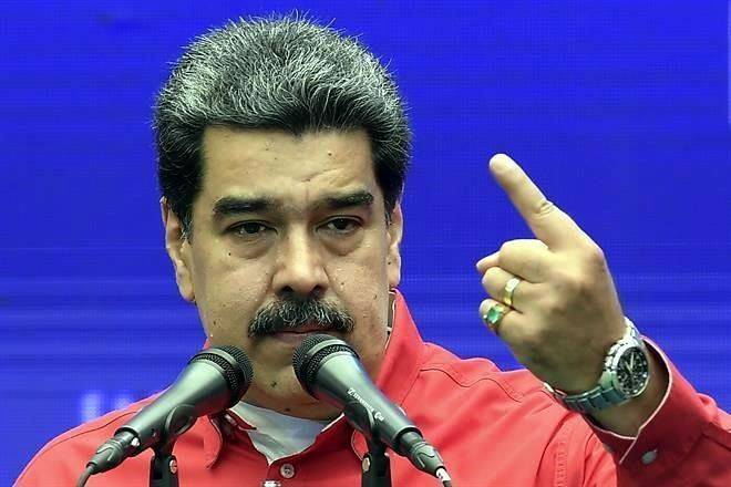 México nos apoya para diálogo.- Maduro