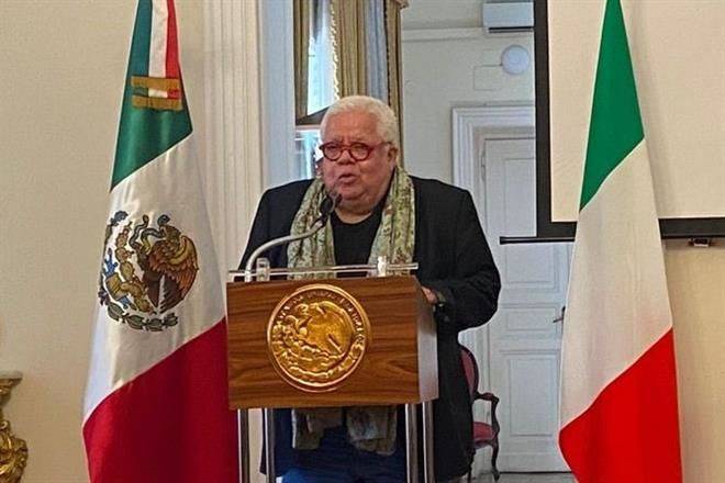 Renuncia director de Diplomacia Cultural de la SRE