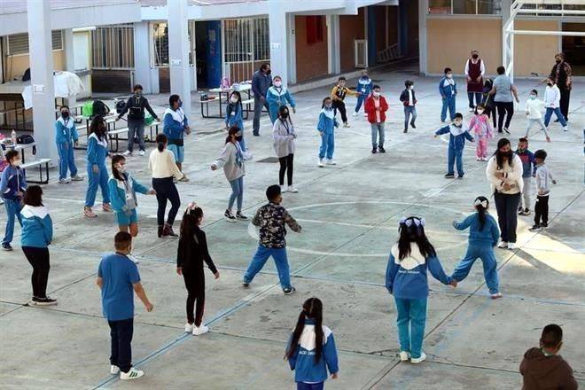 Afirman que uniforme no será obligatorio en escuelas