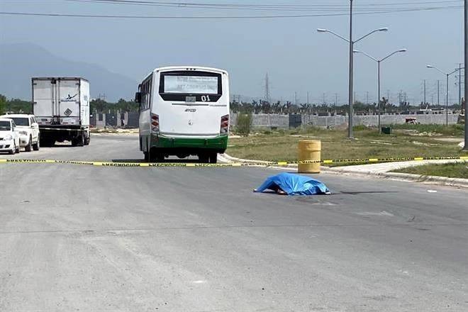 Queda cadáver de atropellado ¡10 horas en la calle!