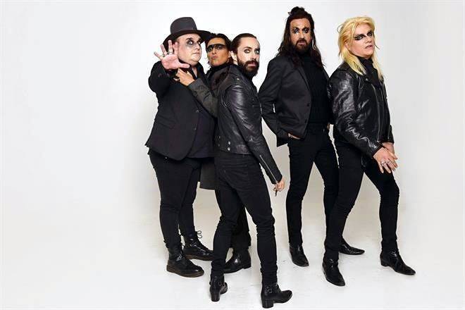 Celebra Moderatto 20 años en el gusto del público