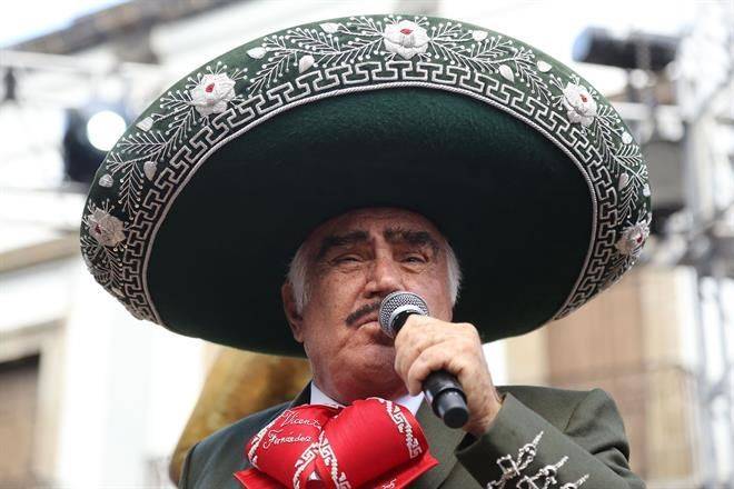 Vicente Fernández Jr. habla sobre la salud de su padre