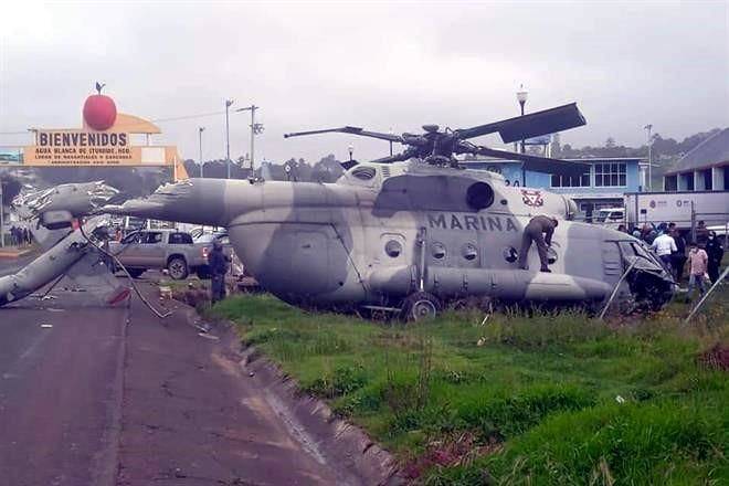 Cae helicóptero de Marina en Agua Blanca, Hidalgo