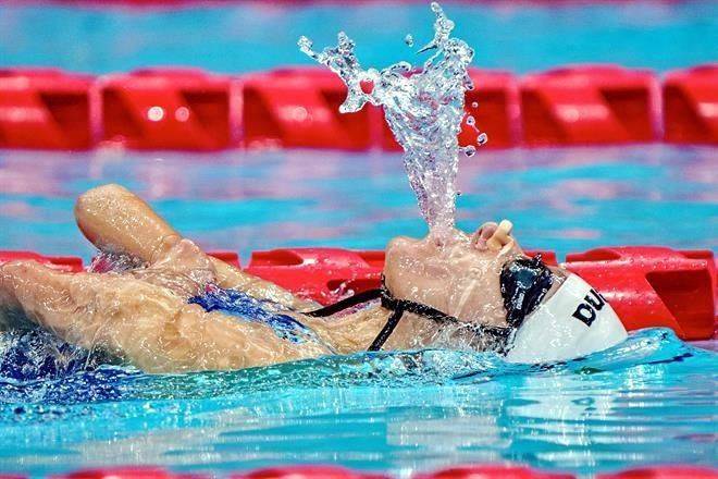 Es abogada, empresaria y ahora medallista paralímpica