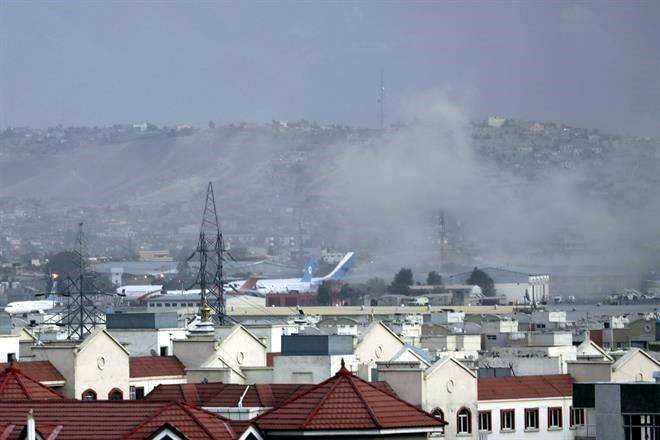 Reportan 13 muertos tras ataques en Kabul