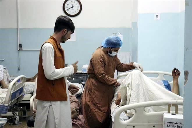 Suman al menos 183 muertos por ataques en Kabul