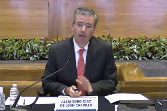 Sube Banxico estimado de PIB a 6.2%; inflación seguirá alta