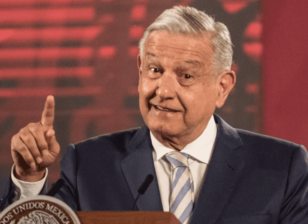AMLO se deslinda de carta compromiso de la SEP
