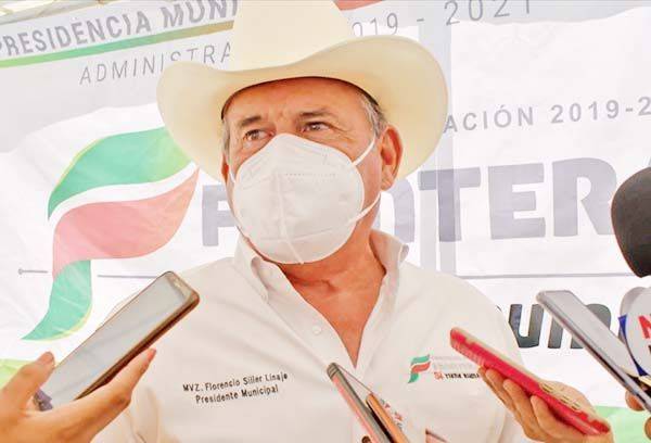 Reconoce Alcalde valor de bomberos