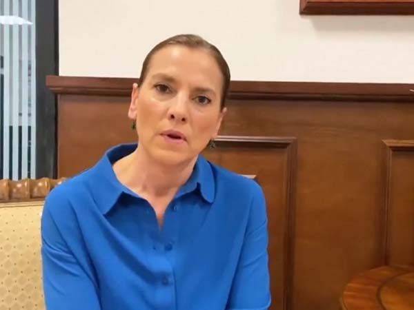 Beatriz Gutiérrez culpa al INE de no poder votar en Consulta Popular