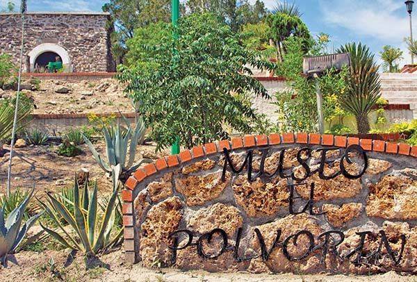 Piden mantenimiento de piedra de 200 años