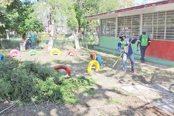 Realiza San Buena limpieza de kínder