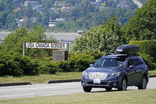 Canadá abre su frontera a estadounidenses vacunados