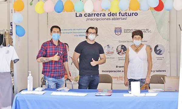 Se preparan familias para regreso a clases