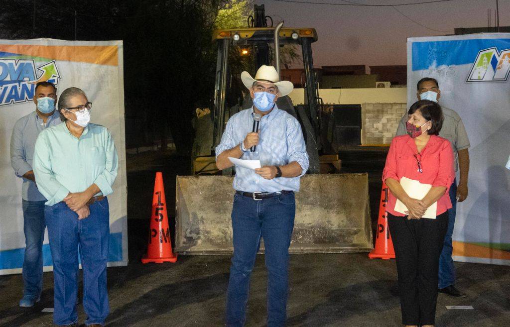 Entrega Paredes obra de pavimento