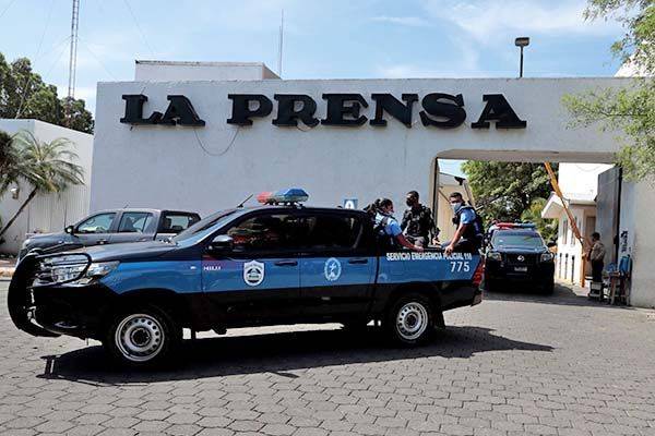 Detienen a gerente de La Prensa de Nicaragua tras allanamiento al diario
