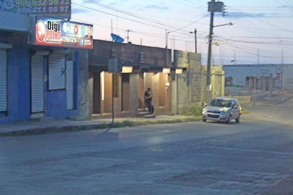 Indigna a vecinos apertura de antro