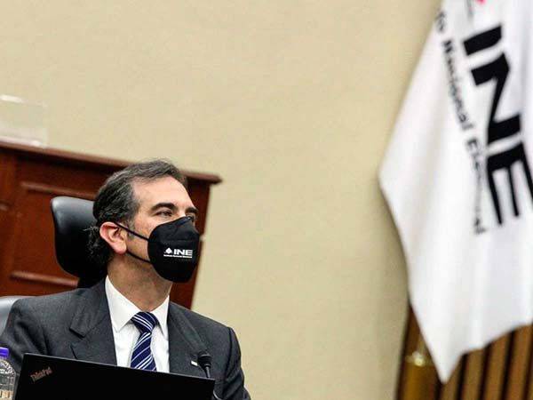 Aprueba INE bolsa de 5,821 mdp para los partidos en 2022
