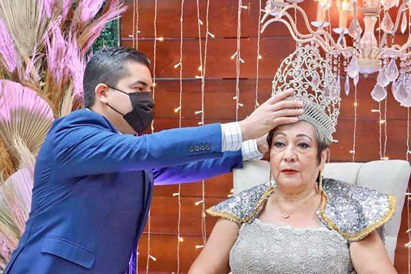Corona Julio a Rosalinda I