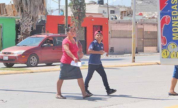 Dejan a un lado el cubrebocas