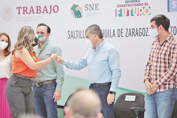 Jóvenes contribuyen con el crecimiento del Estado