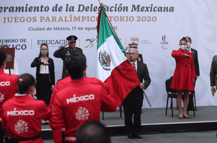 AMLO promete medalla para atletas que quedaron en cuarto lugar en Tokio