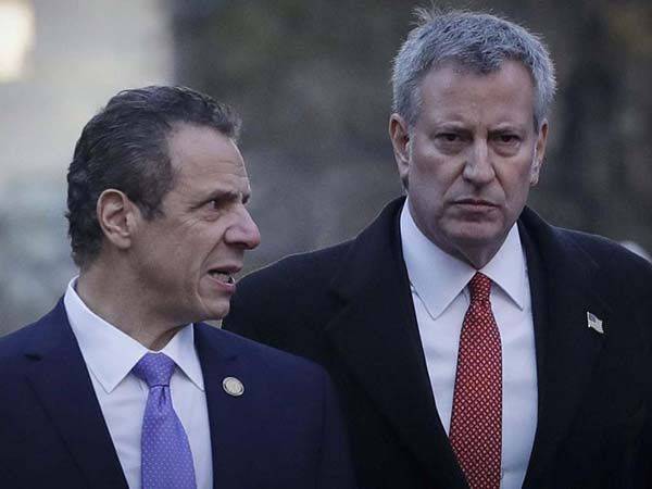 Alcalde de NY tunde a gobernador Cuomo