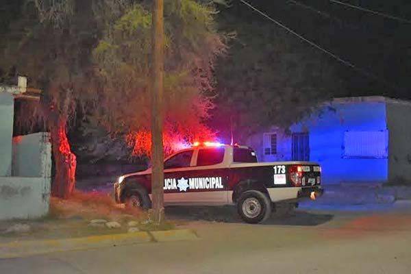 Perro muerto moviliza a GATES y preventivos