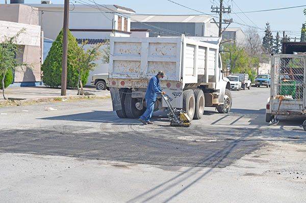 Incrementa labores Bacheo de Frontera
