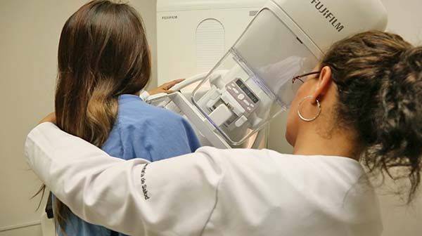 Combate IMSS a cáncer de mama