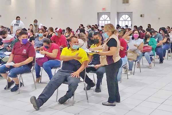 Vacunan 4 mil 200 en Piedras Negras