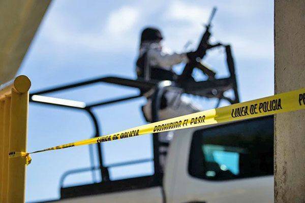 Emboscan y matan a tres policías estatales en Zacatecas