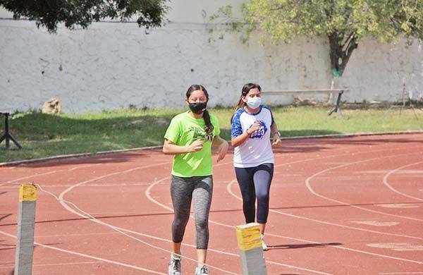 Refuerzan medidas en áreas deportivas