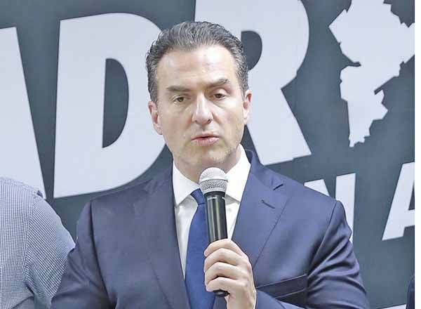 Esfuma guardadito Adrián tras elección