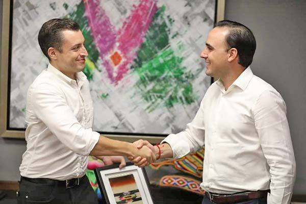 Se reúnen Manolo y Luis Donaldo Colosio