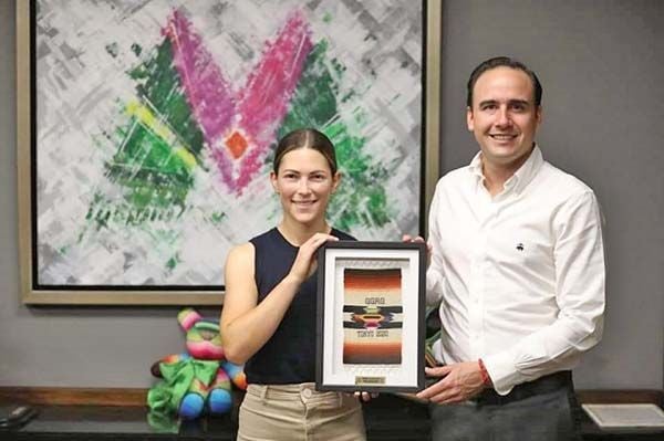 Reconoce Manolo a atleta saltillense