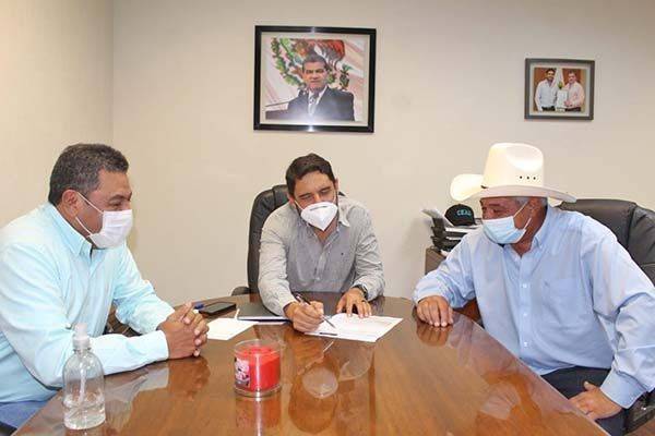 Verifica Alcalde obras ante CEAS