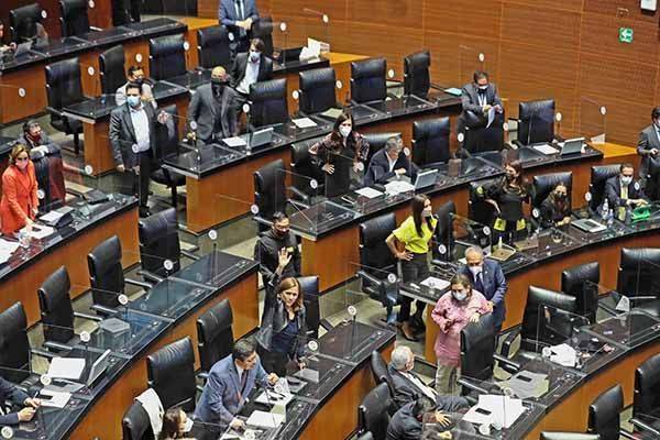Se queda Morena a un voto del extraordinario