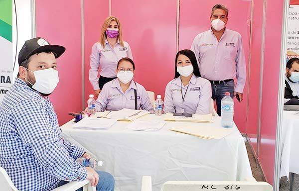 Un éxito la Feria del Empleo para jóvenes