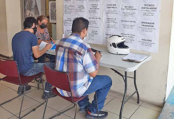 Ofertará SNE 60 vacantes para soldadores y paileros