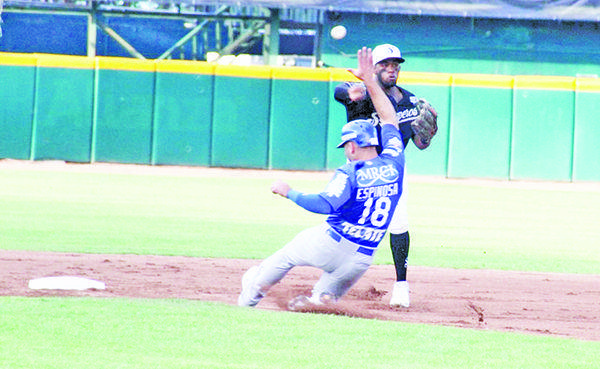 SARAPEROS EMPATA SERIE DE PLAYOFFS