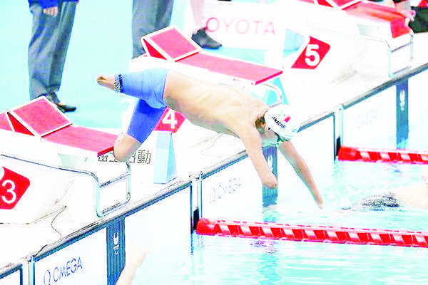 Queda Ángel Camacho cerca del podio paralímpico