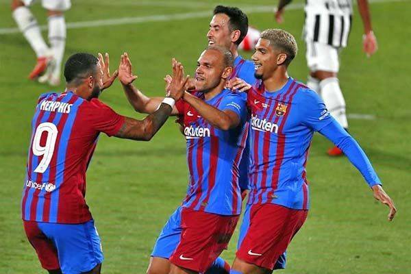 Derrota Barsa a la Juve en el trofeo Joan Gamper
