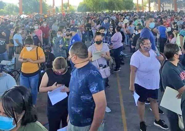 Abarrotan “millenials” puntos de vacunación