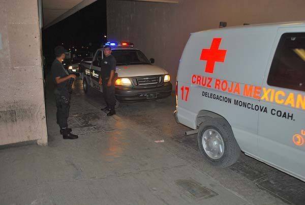 Da nueve puñaladas a esposa en pelea